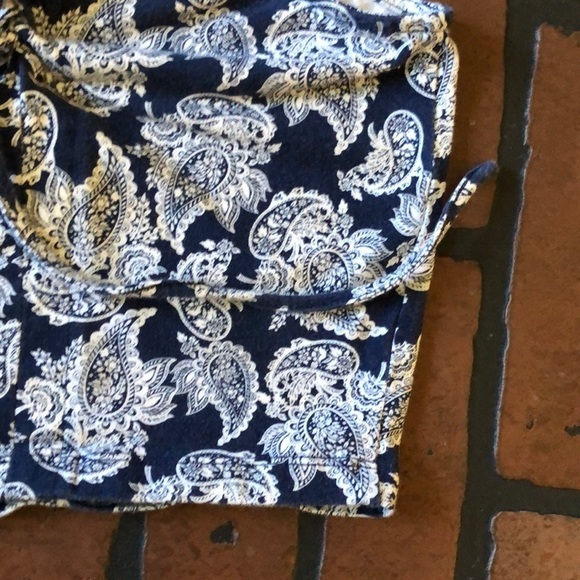 Women’s Lace up paisley tank top small - Picture 3 of 3